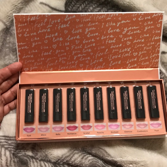 Other - NEW GODDESS lipstick library 10 piece collection